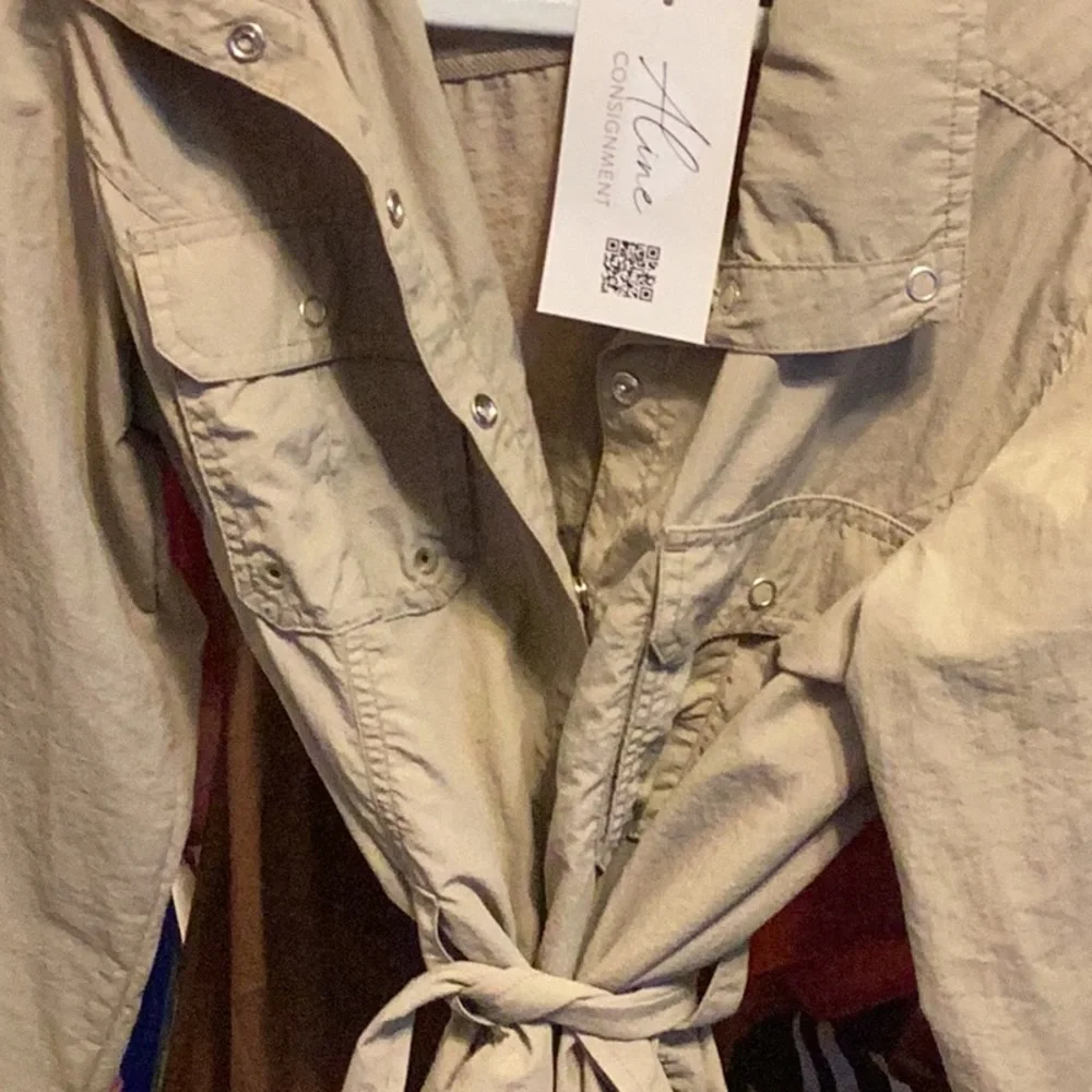 LUCY LIGHTWEIGHT JACKET BEIGE - Picture 3 of 3